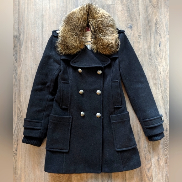 Aritzia Community Wool Coat with Faux Fur Collar, size XS - Picture 1 of 3